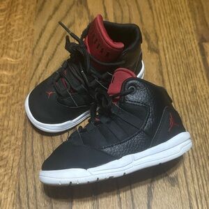 Air Jordan Max Aura Sneakers